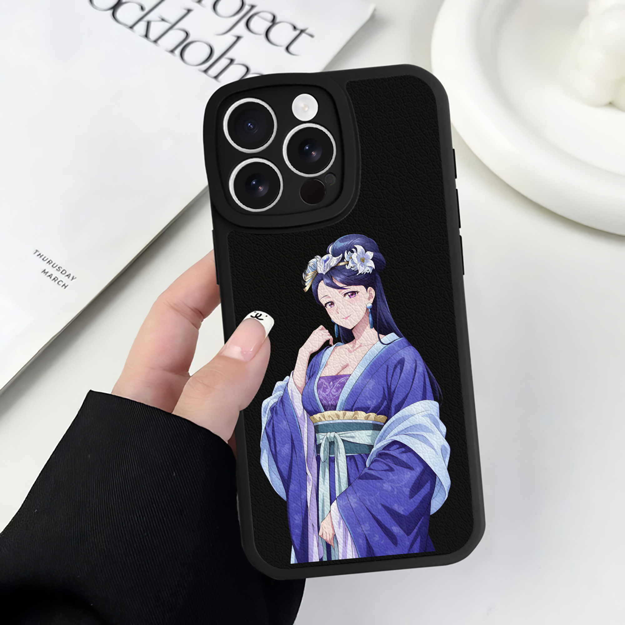 薬屋のひとりごと The Apothecary Diaries 【iPhone 16シリーズ対応】シリコンスマホケース（レザー調） 材質：シリコン